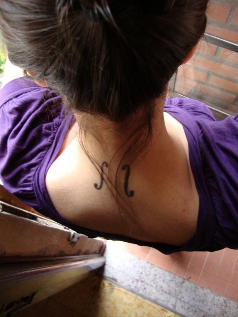 Violin tattoo Cello Tattoo, Violin Tattoo, Music Notes Tattoo, Cute Tats, Tattoo Board, Note Tattoo, Music Nerd, Neck Tattoos, Ink Stains