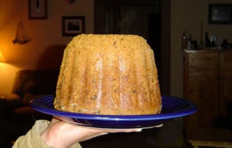 Steamed Pumpkin Pudding - Puddings Were Among the First Colonial Desserts Turkey Green Beans, Colonial Thanksgiving, Pilgrim Food, Steamed Pumpkin, Colonial Recipe, Waffle Cone Recipe, Medieval Recipes, Cooking Decorating, Cafeteria Food