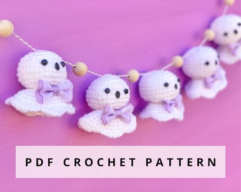 Ghost Crochet Pattern, Ghost Crochet, Crochet Garland, Simply Crochet, Crochet Tools, Crochet Magazine, Unique Crochet, The Ghost, Yarn Needle