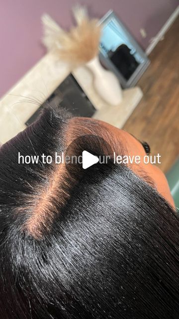 Bay Area Hairstylist on Instagram: "SAVE & watch until the end 🫶🏽 quickweave install . . . . heavy on the having enough hair to blend ! I hate to be the one to say it but us as stylist have to be honest. If you don’t have enough hair to blend you’re not going to like your hair and that leads to disappointment, who wants to do that ! so just save your time and your stylist time , get a install to help your hair grow , grow your leave out , out and get a quick weave . SIMPLE lol ! . . . Click the link in my bio to book your hair appointment Text 5102168198 to purchase any bundles or unit 💌 ______________________________________________ #quickweave #quickweavetutorial #bayareahairstylist #houstonhair #houstonhairstylist #edges #leaveout #sewin #protectivestyles #hottoolspro #babybliss #di Middle Part Quick Weave Medium Length, How To Blend Leave Out With Weave, Bob Sewin With Leave Out, Simple Quick Weave Hairstyles, Quick Weave Bob With Leave Out, Quick Weave Leave Out, How To Do A Quick Weave, Quick Weave No Leave Out, Quick Weave With Leave Out