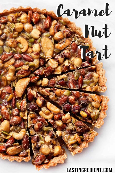 Nuts Dessert, Caramel Nut Tart, Nut Tarts Recipe, Nut Tart, Christmas Tarts Desserts, Nut Pie, Nut Dessert Recipes, Nut Desserts, Caramel Tart Recipe