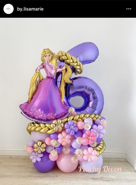 Princess Balloon Decorations, Snack Tower, Party Balloons Diy, Princess Balloons, Balloon Business, Rapunzel Birthday Party, Balloon Bouquet Diy, Disney Balloons, Twisting Balloons