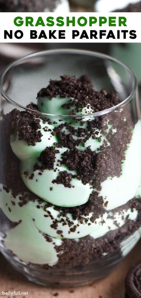 Grasshopper Parfait, Grasshopper Pie, Parfait Recipe, Cookies And Cream Cheesecake, Cheesecake Parfaits, Peppermint Extract, Parfait Desserts, Parfait Recipes, St Patricks Day Food