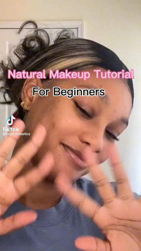 Beginner Clean Makeup, Minimalistic Makeup Tutorial, Natural Basic Makeup, No Makeup Look Step By Step, Easy Makeup For Dark Skin, Basic Easy Makeup, Easy Beginner Makeup Tutorial, Easy Makeup For Beginners Natural, Simple Make Up Tutorial For Beginners