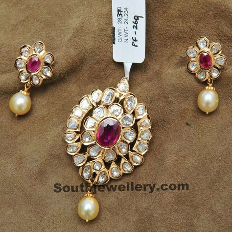 uncut diamond pendant Polki Pendant Set Uncut Diamond, Uncut Diamond Pendant, Polki Tops, 3 Stone Pendant, Papidi Billa, Rajput Jewellery, Mughal Jewelry, Uncut Diamond Necklace, Jaipur Jewelry