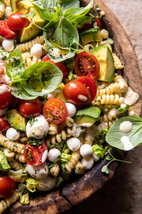 Half Baked Harvest Caprese Pasta Salad, Caprese Caesar Pasta Salad, Capri Pasta Salad, Half Baked Harvest Pasta Salad, Low Cal Pasta Salad, Half Baked Harvest Salad, Beach Lunch Ideas, Tortellini Caprese Salad, Cookout Salads