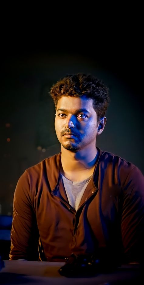 Thuppaki Vijay Images Hd, Vijay Wallpaper, Ok Jaanu Movie, Thalapathy Wallpaper, Joseph Vijay, South Actors, Actor Vijay, Vijay Thalapathy, Ms Dhoni Wallpapers