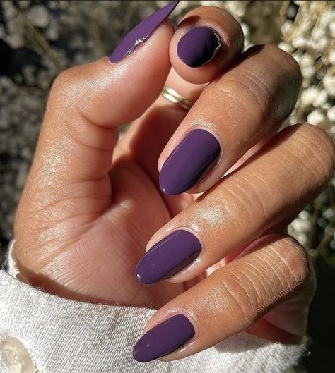 Nail Colors For Dark Skin, Purple Gel Nails, Dark Purple Nails, Violet Nails, Summer Nail Colors, Purple Acrylic Nails, Colors For Dark Skin, Purple Nail Designs, Purple Nail