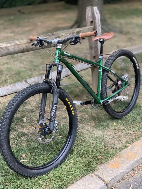 NS Eccentric - SbMtb's Bike Check - Vital MTB Street Bicycle, Cycling Attire, Hardtail Mtb, Bike Concept, Vintage Mountain Bike, Urban Bicycle, Hippie Designs, Commuter Bike, Bike Style