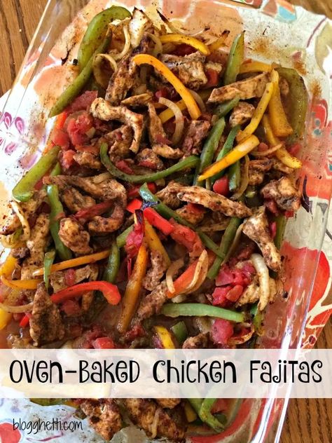 Fajitas In The Oven, Oven Baked Chicken Fajitas, Chicken Fajitas Oven, Baked Fajitas, Baking Chicken, Fajita Spices, Baked Chicken Fajitas, Homemade Fajita Seasoning, Chicken Fajita Recipe