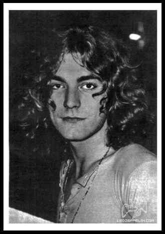 Robert Plant March 1969 Promo Photo removed from LZ website Robert Plant Children, Robert Plant Wife, Robert Plant Young, Robert Plant Quotes, Led Zeppelin Lyrics, Robert Plant Led Zeppelin, Plant Icon, John Paul Jones, John Bonham