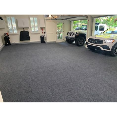 Garage Colors Wall Ideas, Garage Floor Ideas, Garage Flooring Ideas, Garage Paint Colors, Gym Creative, Garage Door Threshold, Productive Home Office, Garage Floor Mat, Garage Transformation