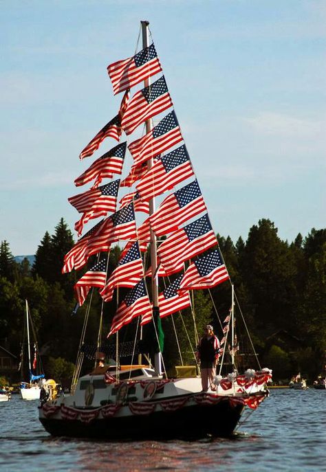 Idaho Patriotic America, Patriotic Pictures, Boat Parade, I Love America, American Flags, America Flag, Patriotic Holidays, American Spirit, Star Spangled