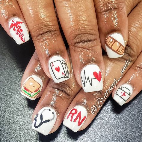 Nails For Nursing, Nails For Nurses, Nurse Nails, Graduation Nail Designs, Nursing Pins, Graduation Nails, Punk Nails, Sns Nails, Popular Nail Designs