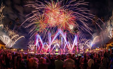 Disney World Extends December 2020 & New Year's Eve Hours, More 2021 Dates - Disney Tourist Blog Epcot Fireworks, Disney World Honeymoon, Epcot Theme Park, Disney Tourist Blog, Disney World Tickets, Disney Imagineering, Disney World Epcot, Epcot Food, Disney Pics