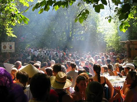 Oregon Country Fair, Eugene, OR A hippy festival!! Festivals Aesthetic, Oregon Country Fair, People Living Life, Hippy Festival, Country Festival, Festival Aesthetic, Festival Art, Country Fair, Eugene Oregon