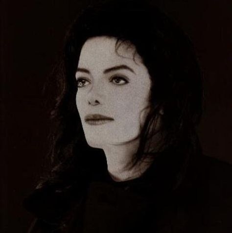 Stranger In Moscow, Michael Jackson Images, Hee Man, Michael Jackson Smile, Fotos Goals, Michael Jackson Pics, King Of Pop, Fall From Grace, The Jacksons