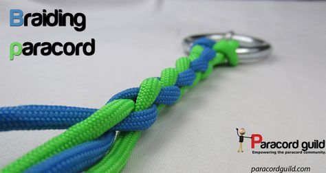 An easy way to braid paracord. A tutorial. 4 Strand Round Braid, Paracord Bracelet Instructions, Bracelet Instructions, Paracord Projects Diy, Braids Easy, Paracord Dog Leash, Paracord Bracelet Tutorial, Diy Lanyard, Paracord Braids