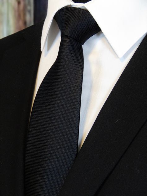 This is a mens classic 100% silk black necktie. Also available as an extra-long tie. #Wedding #Silk #Necktie #Black #BlackNecktie Black Suit Men Combination, Black Tie Hairstyle, Black Necktie, Make A Tie, Formal Tie, Black Suit Men, Suit Pin, Tie Men, Broken Arrow