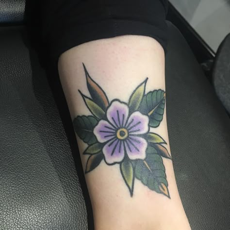 54 Likes, 3 Comments - Blackfriars Tattoo (@blackfriarstattoo) on Instagram: “Healed one I saw today from a few months ago. @jonharpertattoos #healedtattoo #flower #flowertattoo…” New Traditional Tattoo, Violet Flower Tattoos, Traditional Tattoo Woman, Violet Tattoo, Purple Tattoos, Traditional Tattoo Flowers, Old School Tattoos, American Traditional Tattoo, Flower Tattoo Designs