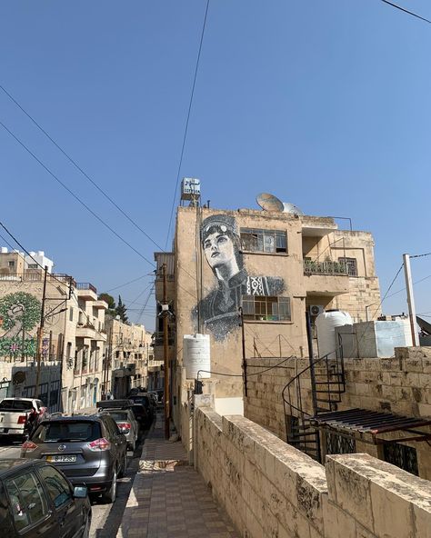 Jordanian art on a building in Jabal luweibdeh, Amman. Jordanian Aesthetic, Jordanian Art, Amman Aesthetic, Arab Aesthetic, Life Is Art, Arab Culture, Capturing Moments, My Culture, Cairo Egypt