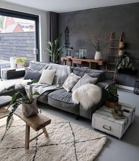 These charcoal decorating ideas are minimal and chic. #charcoaldecor #charcoaldecoratingideas #charcoaldecorlivingroom #charcoalinteriorpaint #charcoalinteriordesign #charcoalinterior #greylivingroom #greybedroom #greylivingroomideas #greylivingroomwalls #greylivingroomdecor Masculine Living Rooms, Black Living Room Decor, Furnitur Ruang Keluarga, Dark Living Rooms, Black Living Room, Trendy Living Rooms, Lounge Decor, Rustic Living Room, Living Room Decor Modern