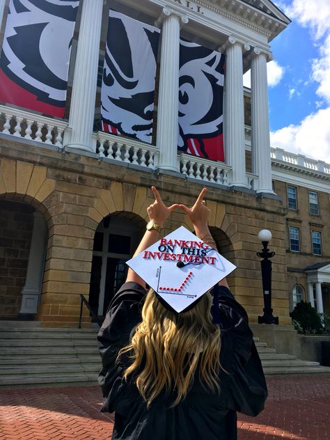 finance grad cap 2016 WSOB BBA Uw Madison Graduation, Uw Graduation, Grad Hats, Mba Graduation, Elementary Graduation, Sorority Themes, College Grad Cap Ideas, Finance Degree, Cap Graduation