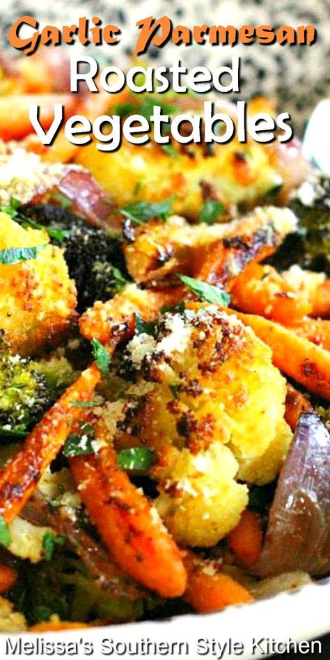 Parmesan Roasted Vegetables, Roasted Side Dishes, Roasted Vegetables Recipe, Thanksgiving Side Dishes Healthy, Carrots Broccoli, Roasted Vegetable Recipes, Vegetable Side Dishes Recipes, Thanksgiving Side, Broccoli Recipes