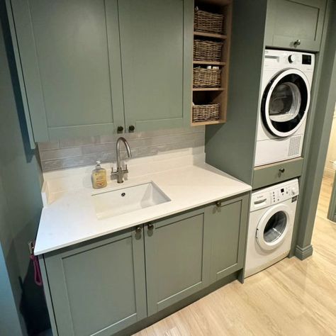 Real Homes With Howdens | Inspiration | Howdens Colourful Utility Room Ideas, Howdens Boot Room, Navy Utility Room, Sage Green Utility Room, Howdens Utility Room, Utility Room Ideas Uk, Green Utility Room, Drayton House, Small Utility Room Ideas