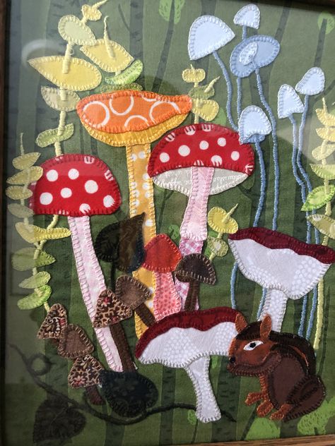 Mushroom Applique, Embroidered Mushrooms, A Level Textiles, Mushroom Crafts, Scrap Fabric Projects, Felt Creations, Collage Art Projects, Cute Sewing Projects, Sewing Projects Clothes