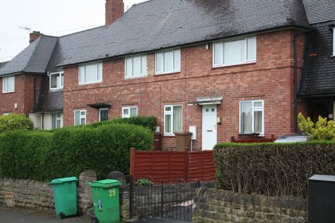 British Council House Aesthetic, English Council Estate, British Council House, Council House Interior, Anglo Gothic, British Aesthetic, British Houses, Council Estate, British House