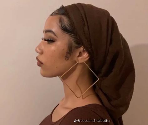 Boho Hair Wrap, Headwrap Hairstyles, Stile Hijab, Head Wrap Styles, Hair Wrap Scarf, Hair Scarf Styles, Mode Turban, Boho Hair, Head Scarf Styles