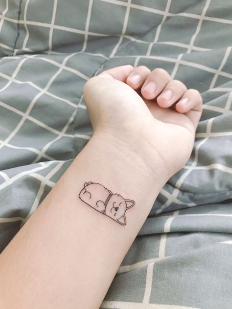 Corgi Tattoo Minimalist, Corgi Tattoo, Tattoo Minimalist, Subtle Tattoos, Custom Motorcycles, Color Tattoo, Infinity Tattoo, Paw Print Tattoo, I Tattoo