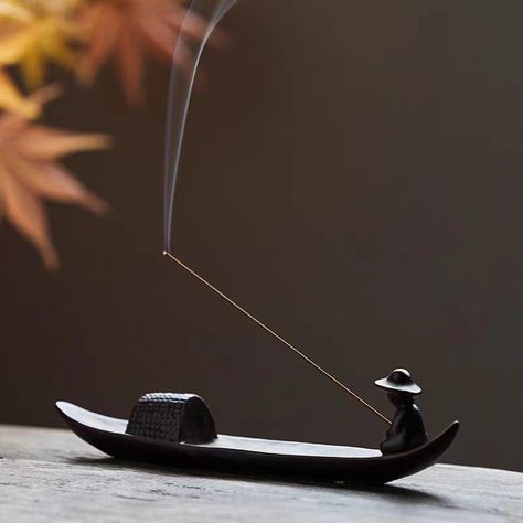 Diy Incense Holder, Fisherman Style, Ceramic Incense Holder, Diy Air Dry Clay, Ceramic Incense, Cerámica Ideas, Diy Ceramic, Pottery Crafts, Diy Pottery