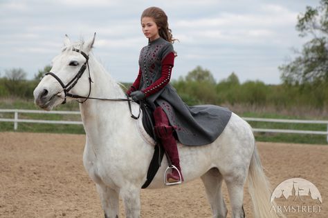 Horse Senior Pictures, Riding Skirt, Costume Boots, Thigh High Suede Boots, Medieval Fashion, Horse Photos, Horse Girl, Thigh High Boots, A Train