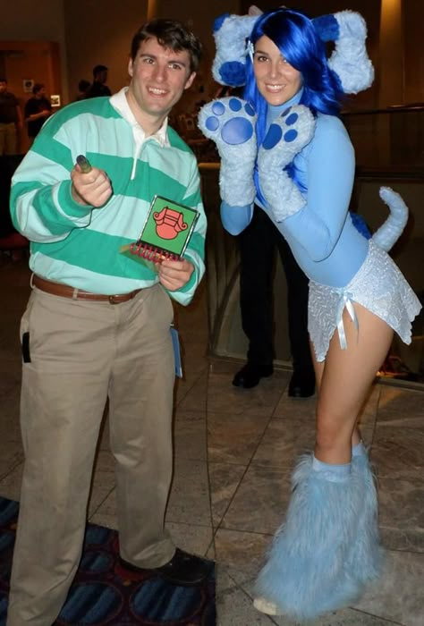 Blues Clues Cosplay, Blue Clues Costume, Blues Clues Couples Costume, Blues Clues Halloween Costume, Blue Hair Halloween Costumes Ideas, Blues Clues Costume, Blue Halloween Costume, Clue Costume, Blue Characters