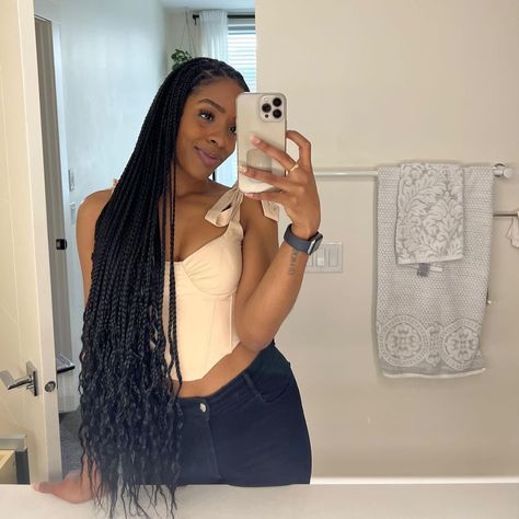 Small Box Braids Wavy Ends, Long Black Box Braids With Curly Ends, Jhene Aiko Braids Curly Ends, Wavy Ends Box Braids, Braids Human Hair Ends, Braids With Waves At The End, Long Medium Box Braids With Curly Ends, Box Braids Loose Ends, Knotless Braids Wavy Ends