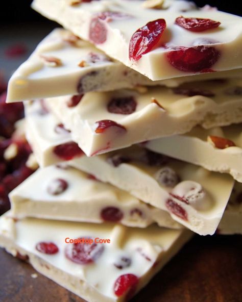 This is my mama's famous Christmas bark for the holidays. It's unlike the usual stuff, and only 3 ingredients Cranberry Bark, Almond Bark Recipes, Christmas Bark Recipes, Traditional Holiday Recipes, Bark Candy, Christmas Bark, Cranberry White Chocolate, White Almond Bark, White Chocolate Bark