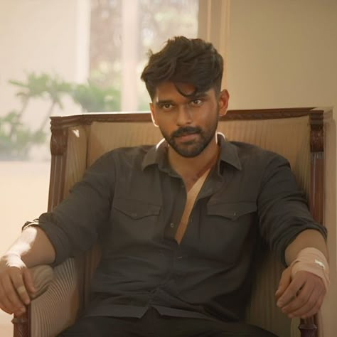 Dhruv vikram HD images Dhruv vikram 4k images Dhruv vikram from mahaan dada Dhruv vikram wallpaper Vikram Hd Images, Dhruv Vikram Wallpaper, Vikram Wallpaper, Dhruv Vikram Hairstyle, Aditya Varma, Bg Images, Dhruv Vikram, Girl In Rain, Mens Hairstyles With Beard