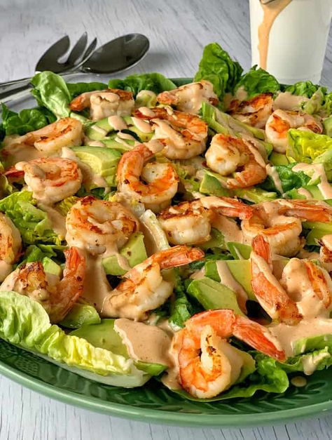 Prawn Salad Prawn Salad Ideas, Prawn Cocktail Salad, Prawn Salad Recipe Dinners, Australian Salad, Christmas Lunch Ideas Meals, Christmas Day Starters, Christmas Day Lunch Ideas, Salad For Christmas Dinner, Christmas Day Food Ideas