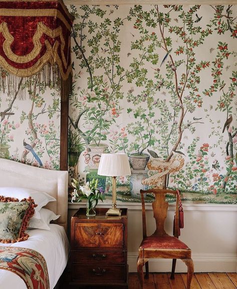 De Gournay Wallpaper, Chinese Wallpaper, Chinoiserie Design, Antique Wallpaper, French Castles, Vintage Chinoiserie, H Design, Chinoiserie Style, Chinoiserie Wallpaper