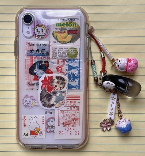 Clear Phone Case Design, Images Hello Kitty, Phone Case Inspo, Phone Things, Kawaii Phone Case, Iphone Case Stickers, Collage Phone Case, Phone Case Ideas, Phone Decor