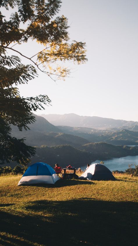 Whether you are planning your first camping trip or you’ve been camping for several years, there are a number of mistakes that you should always do your best to avoid. And, the best way to avoid mistakes is to learn about them beforehand. That is why, today we’ve put together a list of the top 10 camping mistakes, so your trip can go off without a hitch. Check them out below! Camping Generator, Camping Quebec, Camping Images, Wild Camp, Camping Photography, Camping Aesthetic, Nature Camping, Free Camping, Camping Spots