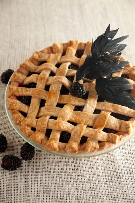 Lattice-Top Blackberry Blackbird Pie | Paula Deen Banoffee Pie Recipe, Paula Dean, Blackberry Pie, Paula Deen Recipes, Banoffee Pie, Banana Dessert, Cinnamon Almonds, Blueberry Pie, Paula Deen