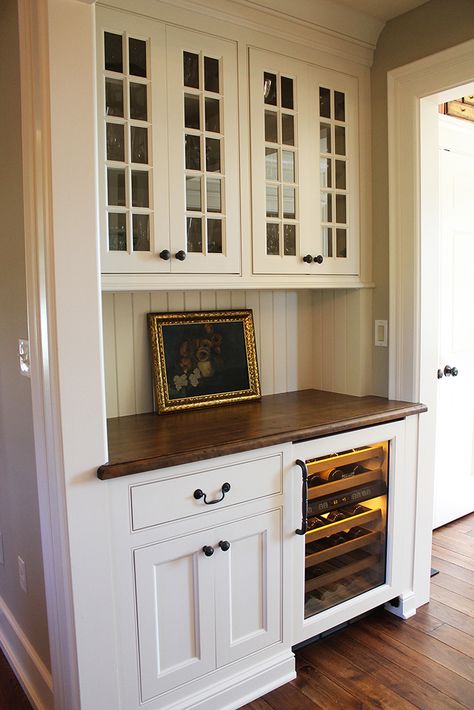 Vintage Butlers Pantry, Kitchens Black Cabinets, Small Butlers Pantry, 1800s Kitchen, 1800s Farmhouse, Best Kitchens, 1800s Home, Farmhouse Renovation, Pantry Storage Cabinet