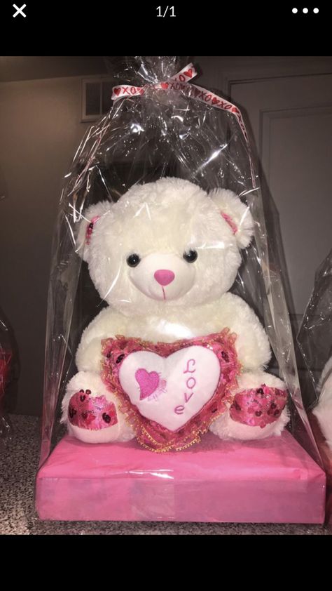 Teddy Bear Gift Wrapping Ideas, Teddy Bear Gift Basket, Teddy Bear Gift Girlfriend, Rose Bear Gift, Big Teddy Bear And Flowers Gift, Valentine Gifts Teddy Bear, Big Teddy Bear Valentines Day, Valentine Gift Baskets, Valentine's Day Gift Baskets