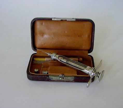 Antique Syringe Antique Syringe, Mechanical Gadgets, Victorian Doctor, Vintage Nursing, History Illustration, Susanoo Naruto, Nurse Aesthetic, Medical Instruments, Medical Kit