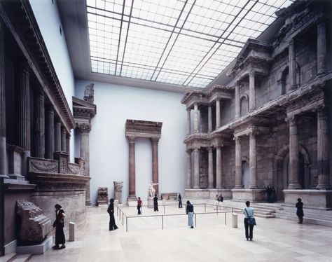 Pergamon Museum Berlin, Pergamon Museum, Museum Curator, Museum Logo, Los Angeles Museum, Classical Antiquity, European Architecture, Contemporary Photographers, Louvre Museum