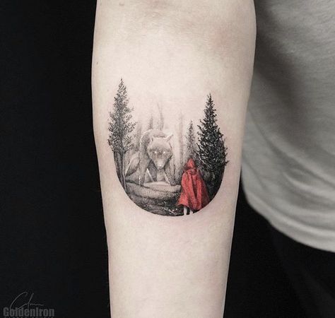 Red Riding Hood Tattoo, Woods Tattoo, Wood Tattoo, Circle Tattoos, Scary Tattoos, Wolf Tattoos, Custom Tattoo Design, Tattoo Life, Into The Woods