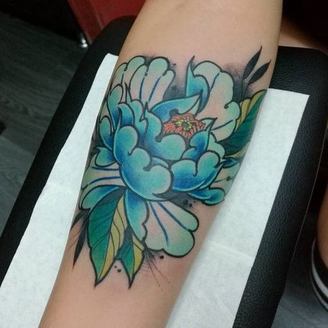 Orange Peony Tattoo, Blue Peony Tattoo, Japanese Peony Tattoo, Tattoo Peony, Blue Flower Tattoos, Flower Vine Tattoos, Orange Peony, Peony Flower Tattoos, Peony Tattoo